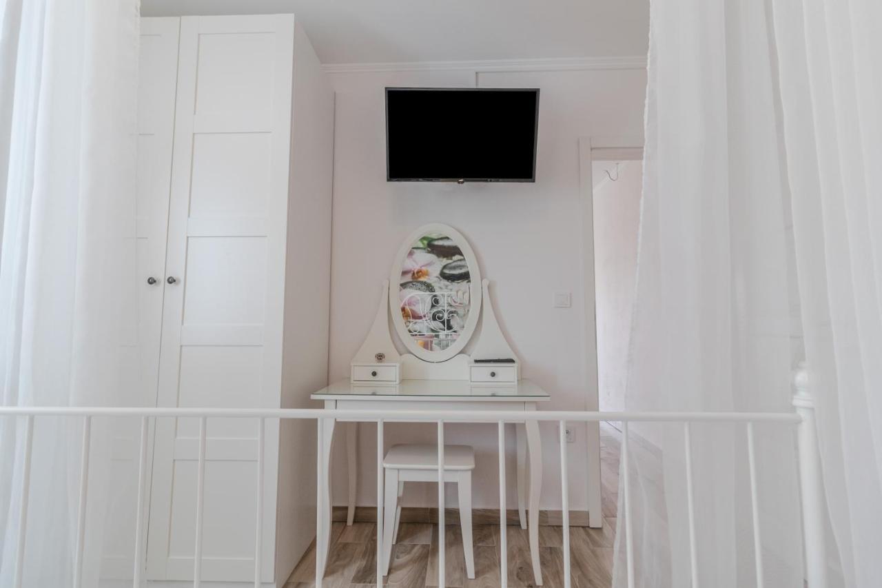 Apartments Vintage Banjol エクステリア 写真