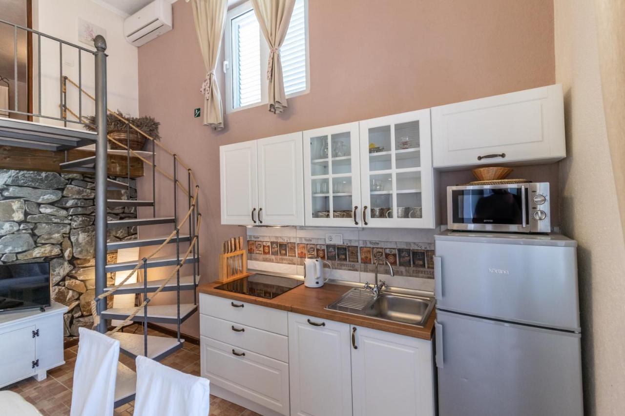 Apartments Vintage Banjol エクステリア 写真
